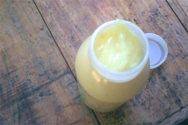 蜂王漿男人可以吃嗎 可以放心食用 蜂王漿男人可以吃嗎 可以放心食用