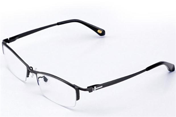 威古氏眼鏡怎么查真?zhèn)?認(rèn)準(zhǔn)防偽碼 威古氏眼鏡怎么查真?zhèn)?認(rèn)準(zhǔn)防偽碼