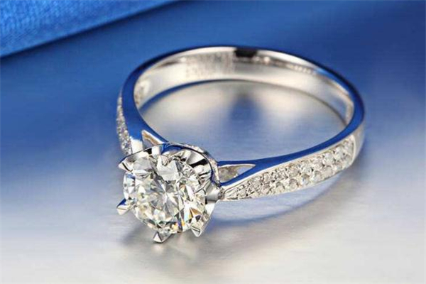 80分鉆戒大概多少錢 見證美好愛情 80分鉆戒大概多少錢 見證美好愛情