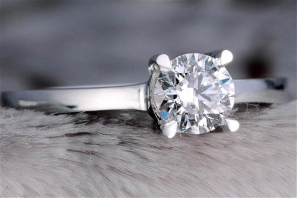 70分鉆戒大概多少錢(qián) 大小剛剛好 70分鉆戒大概多少錢(qián) 大小剛剛好