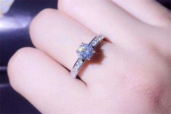 70分鉆戒大概多少錢(qián) 大小剛剛好 70分鉆戒大概多少錢(qián) 大小剛剛好