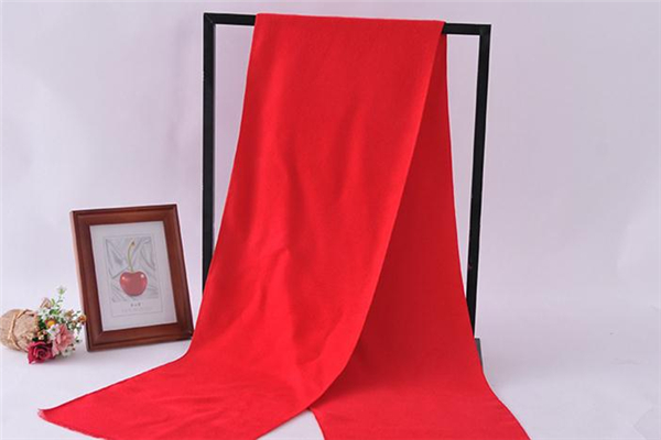 澳毛圍巾扎脖子嗎 百分百澳毛更舒適 澳毛圍巾扎脖子嗎 百分百澳毛更舒適