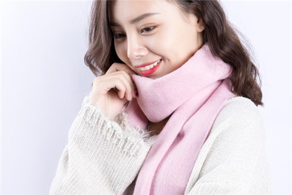 澳毛圍巾掉毛怎么辦 掉毛解決辦法 澳毛圍巾掉毛怎么辦 掉毛解決辦法
