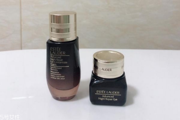 雅詩蘭黛眼霜新款老款區(qū)別 雅詩蘭黛眼霜新舊對(duì)比 雅詩蘭黛眼霜新款老款區(qū)別 雅詩蘭黛眼霜新舊對(duì)比