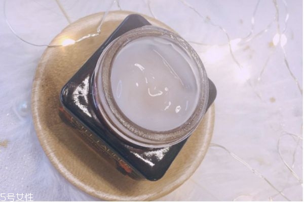 雅詩蘭黛眼霜新款老款區(qū)別 雅詩蘭黛眼霜新舊對(duì)比 雅詩蘭黛眼霜新款老款區(qū)別 雅詩蘭黛眼霜新舊對(duì)比