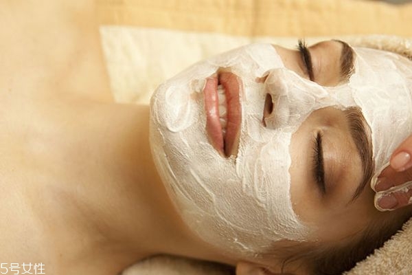 懷孕能用面膜嗎 孕婦使用面膜的注意事項(xiàng) 懷孕能用面膜嗎 孕婦使用面膜的注意事項(xiàng)