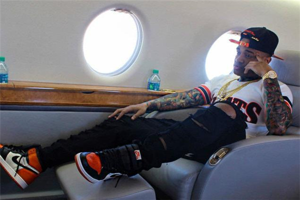 aj1扣碎為什么這么貴 貨量稀少導(dǎo)致 aj1扣碎為什么這么貴 貨量稀少導(dǎo)致