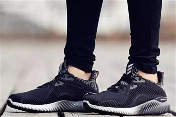 500元左右的跑鞋推薦 性價比超高 500元左右的跑鞋推薦 性價比超高