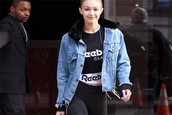 牛仔外套上的墨水怎么洗掉 用特殊溶劑 牛仔外套上的墨水怎么洗掉 用特殊溶劑