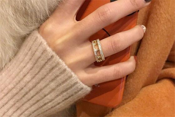 潘多拉皇冠戒指真假鑒別 不要貪便宜 潘多拉皇冠戒指真假鑒別 不要貪便宜