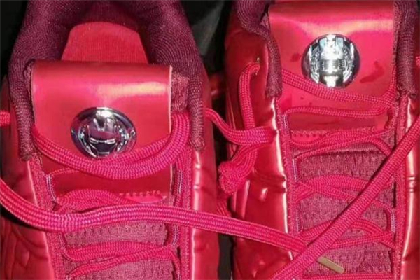 阿迪達斯哈登3鋼鐵俠發(fā)售時間 漫威官方聯(lián)名款 阿迪達斯哈登3鋼鐵俠發(fā)售時間 漫威官方聯(lián)名款