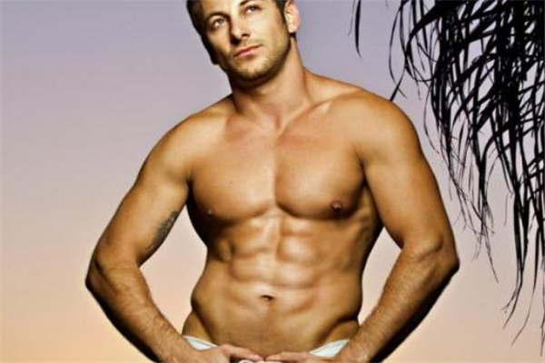 打造完美身材 健身輕松完成 打造完美身材 健身輕松完成