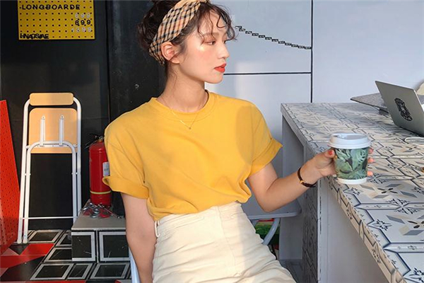 純棉t恤可以甩干嗎 容易出現(xiàn)變形 純棉t恤可以甩干嗎 容易出現(xiàn)變形