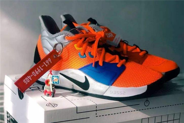 耐克pg3適合后衛(wèi)嗎 看具體打法 耐克pg3適合后衛(wèi)嗎 看具體打法