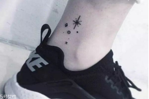 紋身團(tuán)大全女 小清新新娘首選 紋身團(tuán)大全女 小清新新娘首選