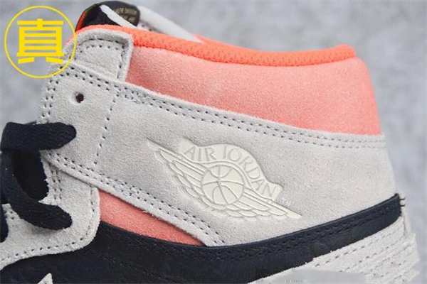 aj1灰麂皮字幕標語真假 aj1灰麂皮真假對比 aj1灰麂皮字幕標語真假 aj1灰麂皮真假對比