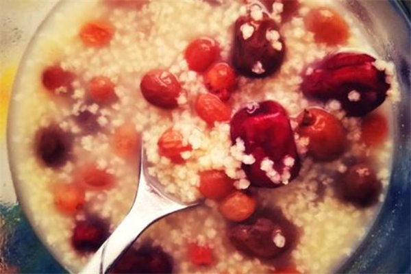 紅棗小米粥為什么會(huì)苦 紅棗小米粥發(fā)苦原因 紅棗小米粥為什么會(huì)苦 紅棗小米粥發(fā)苦原因