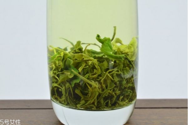 嶗山綠茶是什么茶 嶗山綠茶的功效與作用 嶗山綠茶是什么茶 嶗山綠茶的功效與作用