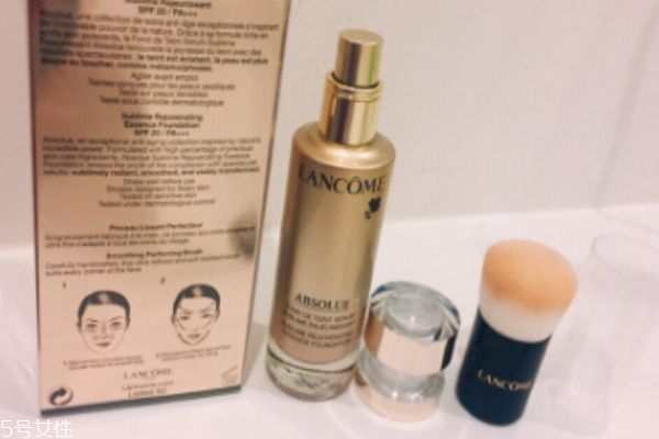 蘭蔻菁純粉底液測評 貴婦級養(yǎng)膚粉底液 蘭蔻菁純粉底液測評 貴婦級養(yǎng)膚粉底液