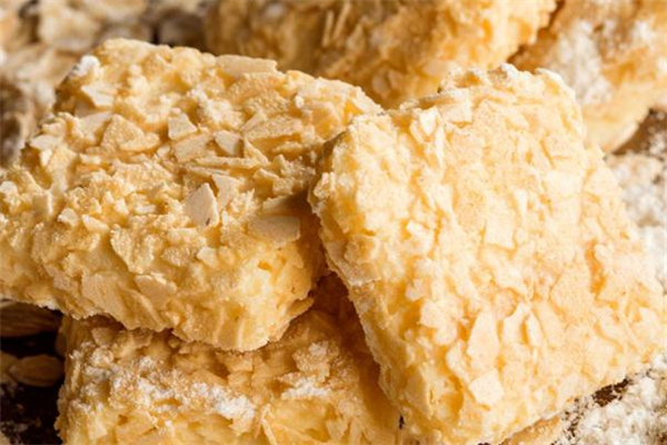 燕麥巧克力吃了會(huì)胖嗎 減肥人士要少吃 燕麥巧克力吃了會(huì)胖嗎 減肥人士要少吃