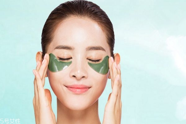 香蒲麗眼膜用完要涂眼霜嗎 香蒲麗眼膜的使用步驟 香蒲麗眼膜用完要涂眼霜嗎 香蒲麗眼膜的使用步驟