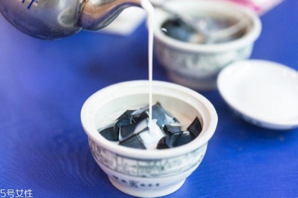 長期服用龜苓膏會怎樣 龜苓膏的禁忌 長期服用龜苓膏會怎樣 龜苓膏的禁忌