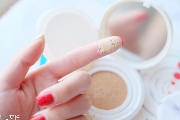 不擦隔離直接氣墊好嗎 不用隔離直接用氣墊bb 不擦隔離直接氣墊好嗎 不用隔離直接用氣墊bb