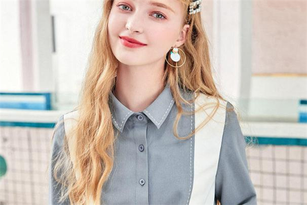 上班族春季穿搭 輕松駕馭職場(chǎng)風(fēng) 上班族春季穿搭 輕松駕馭職場(chǎng)風(fēng)