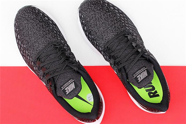 耐克飛馬35拆解 專業(yè)跑者的首選 耐克飛馬35拆解 專業(yè)跑者的首選