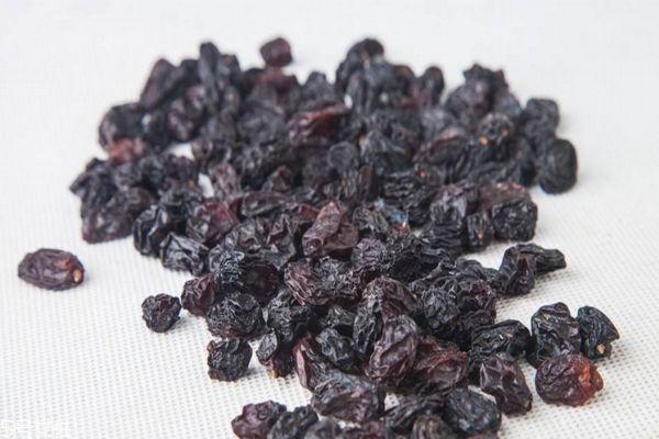 藍莓果干吃了會長胖嗎 藍莓果干的熱量 藍莓果干吃了會長胖嗎 藍莓果干的熱量