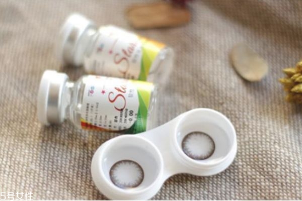 美瞳死活帶不上 新手如何快速戴美瞳 美瞳死活帶不上 新手如何快速戴美瞳