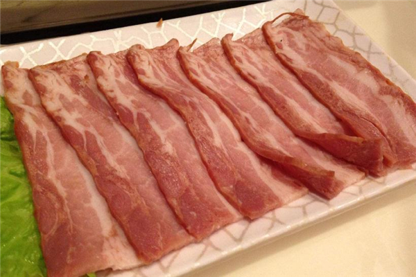 煎培根要放油嗎 當(dāng)心會(huì)粘鍋 煎培根要放油嗎 當(dāng)心會(huì)粘鍋