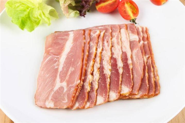 煎培根要放油嗎 當(dāng)心會(huì)粘鍋 煎培根要放油嗎 當(dāng)心會(huì)粘鍋