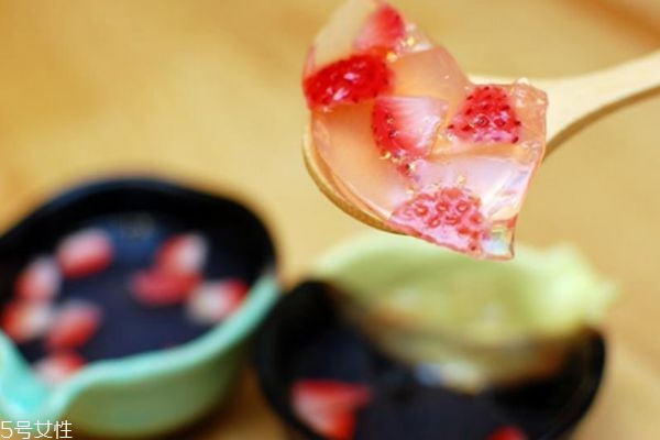 孕婦可以吃果凍嗎 孕婦可以吃哪些零食 孕婦可以吃果凍嗎 孕婦可以吃哪些零食