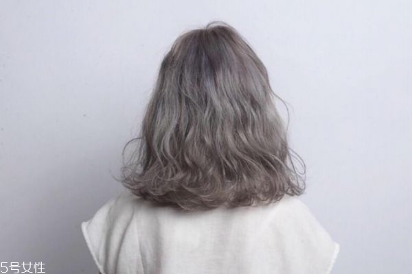 睡不醒發(fā)型配什么顏色 睡不醒頭染什么色好看 睡不醒發(fā)型配什么顏色 睡不醒頭染什么色好看