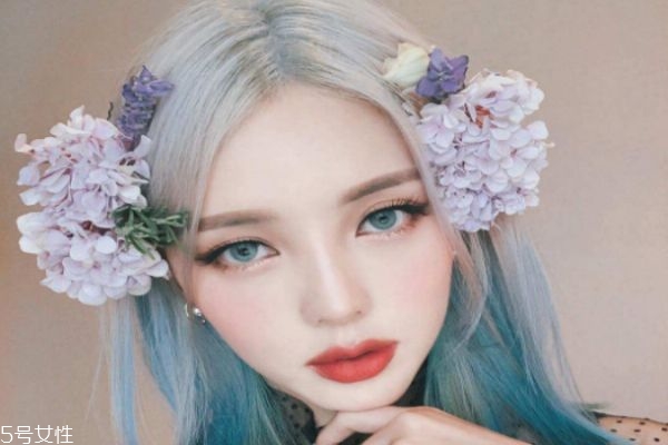 怎么戴美瞳 佩戴美瞳的建議 怎么戴美瞳 佩戴美瞳的建議