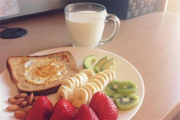 早餐奶晚上可以喝嗎 沒什么影響 早餐奶晚上可以喝嗎 沒什么影響