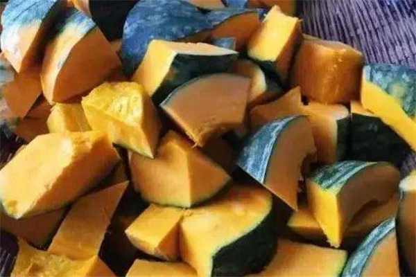 青南瓜孕婦可以吃嗎 營養(yǎng)元素很豐富 青南瓜孕婦可以吃嗎 營養(yǎng)元素很豐富