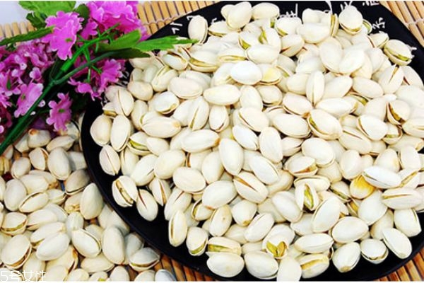 開心果多少錢一斤 進(jìn)口開心果價格 開心果多少錢一斤 進(jìn)口開心果價格