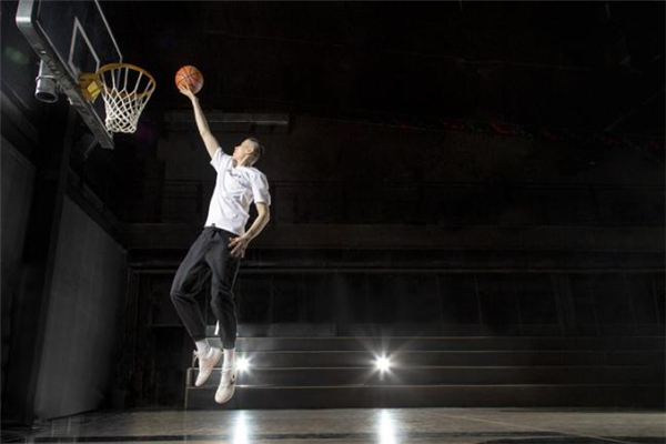 匡威all star pro bb發(fā)售時(shí)間 匡威實(shí)戰(zhàn)籃球鞋 匡威all star pro bb發(fā)售時(shí)間 匡威實(shí)戰(zhàn)籃球鞋