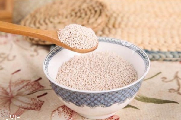 藕粉怎么沖才能成粘稠狀 沖泡藕粉小貼士 藕粉怎么沖才能成粘稠狀 沖泡藕粉小貼士