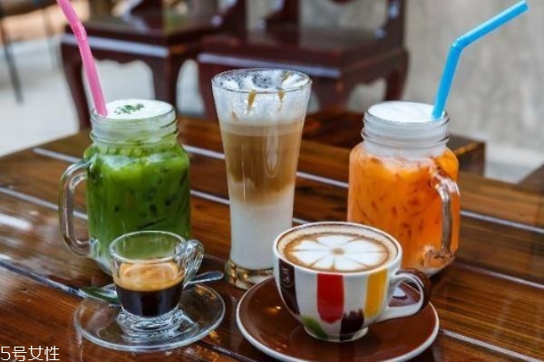 奶茶喝不完怎么保存 喝不完的奶茶要怎么保存 奶茶喝不完怎么保存 喝不完的奶茶要怎么保存