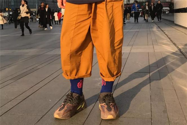 yeezy 700 mauve測評 椰子700 mauve開箱細節(jié) yeezy 700 mauve測評 椰子700 mauve開箱細節(jié)