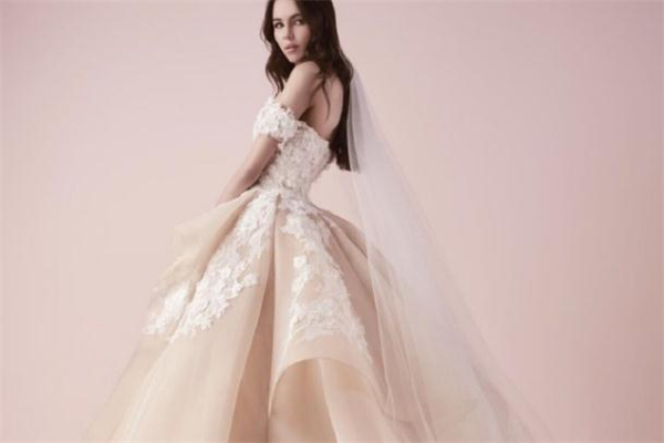 saiid kobeisy是什么牌子 宮廷風(fēng)高定婚紗 saiid kobeisy是什么牌子 宮廷風(fēng)高定婚紗