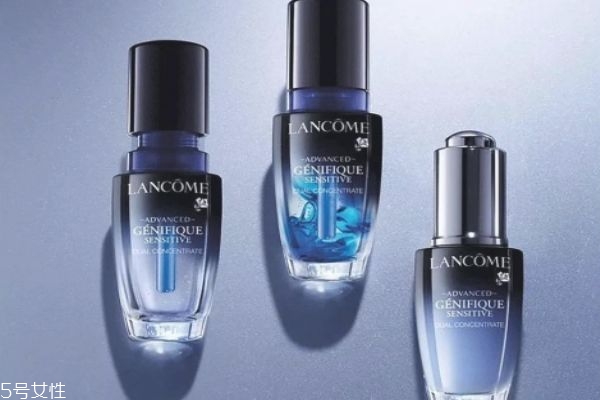 精華露和精華液的順序 正確的護膚流程 精華露和精華液的順序 正確的護膚流程