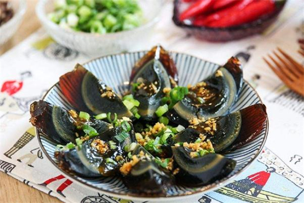 皮蛋要煮嗎 煮一下口感好 皮蛋要煮嗎 煮一下口感好