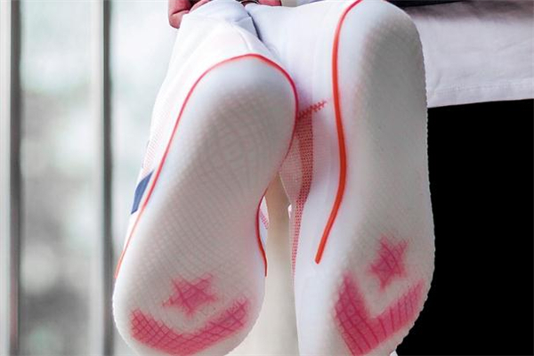 匡威all star pro bb偏碼嗎 匡威籃球鞋尺碼建議 匡威all star pro bb偏碼嗎 匡威籃球鞋尺碼建議