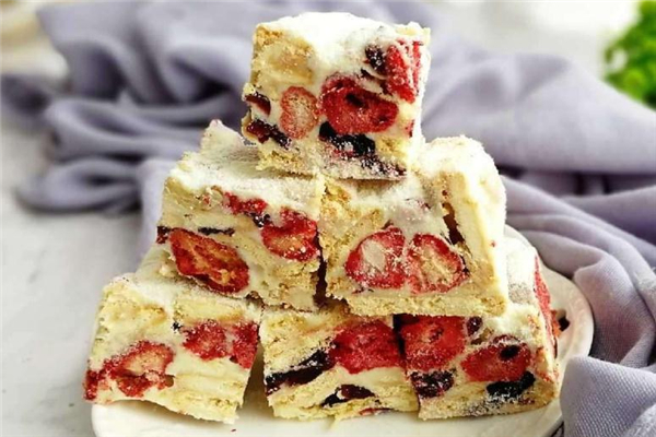 雪花酥需要用烤箱嗎 烤箱做雪花酥的做法 雪花酥需要用烤箱嗎 烤箱做雪花酥的做法