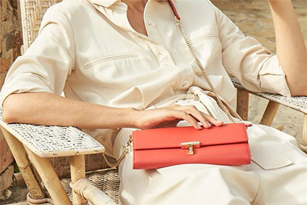 le tanneur是什么牌子 法國(guó)知名包包品牌 le tanneur是什么牌子 法國(guó)知名包包品牌