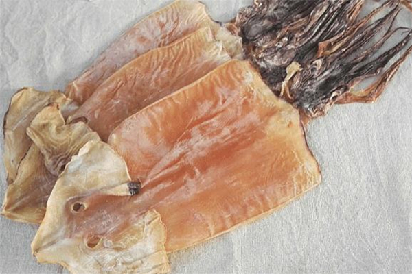 魷魚干泡發(fā)后怎么處理 魷魚干泡發(fā)后什么樣 魷魚干泡發(fā)后怎么處理 魷魚干泡發(fā)后什么樣